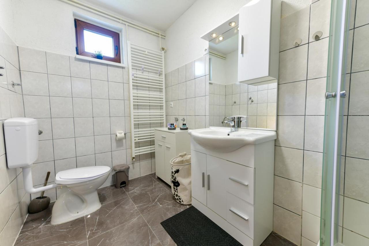 Apartman Plum Plitvice Drežnik Grad Zewnętrze zdjęcie