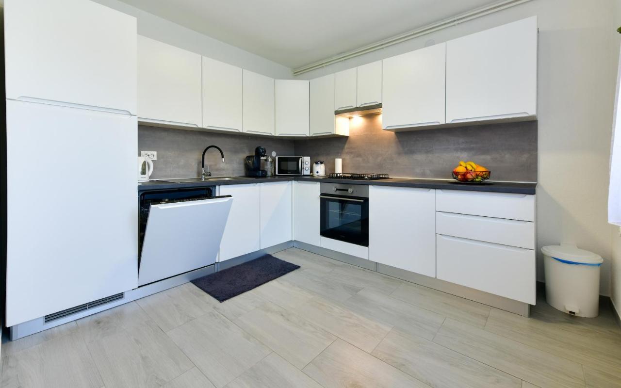 Apartman Plum Plitvice Drežnik Grad Zewnętrze zdjęcie